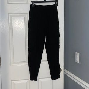 Black cargo pants